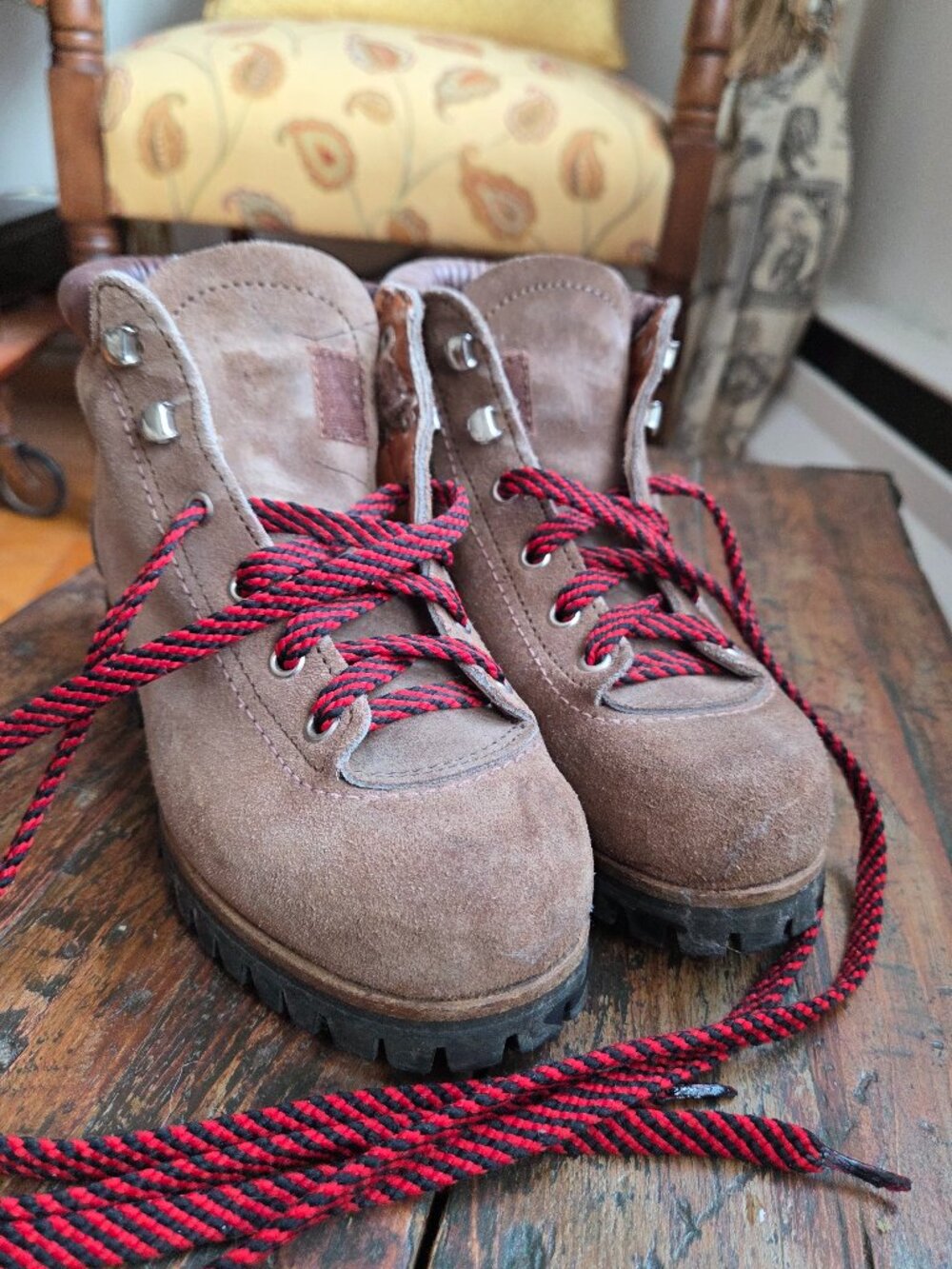 Hiking Boots Vasque Size 4.5